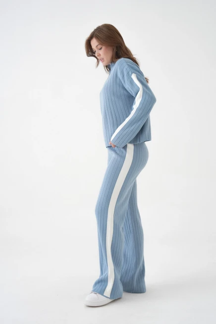 Kadın Dik Yaka Yarım Pat Fermuar Örgü Detay Kazak Pantolon İkili Triko Takım