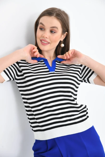 Kadın Polo Yaka Çizgili Triko Kazak