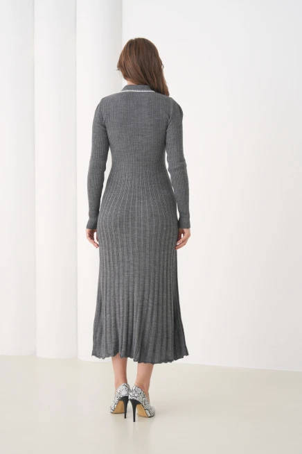 Kadın Polo Yaka Düğme Detay Kaşkorse Uzun Triko Elbise