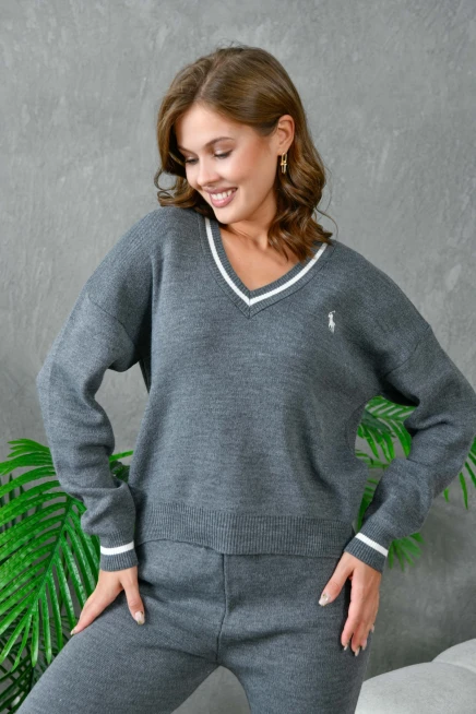 Kadın V Yak Nakış İşlemeli Kazak Pantolon Triko Alt-Üst Takım