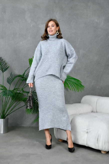 Kadın Balıkçı Yaka Oversize Kazak Uzun Etek İkili Triko Takım