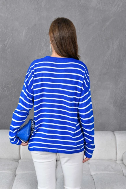 Kadın Bisiklet Yaka Çizgili Nakış Detay Oversize Triko Kazak