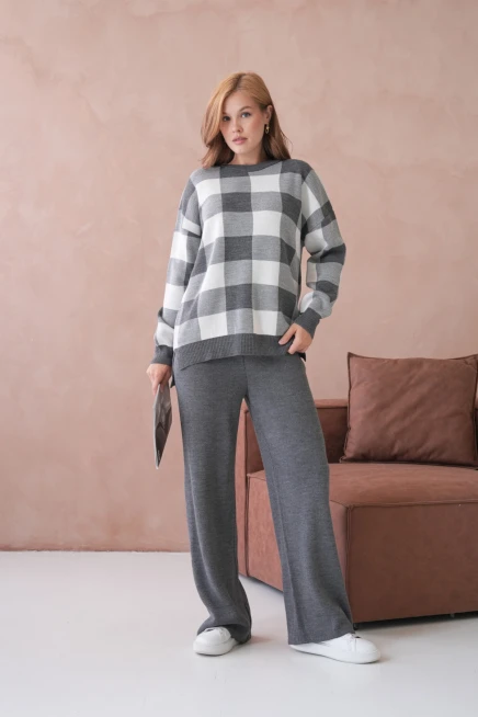 Kadın Bisiklet Yaka Desenli Yırtmaçlı Salaş Kazak Pantolon İkili Triko Takım