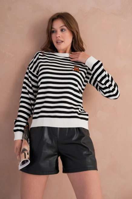 Kadın Bisiklet Yaka Nakış Detay Çizgili Triko Kazak