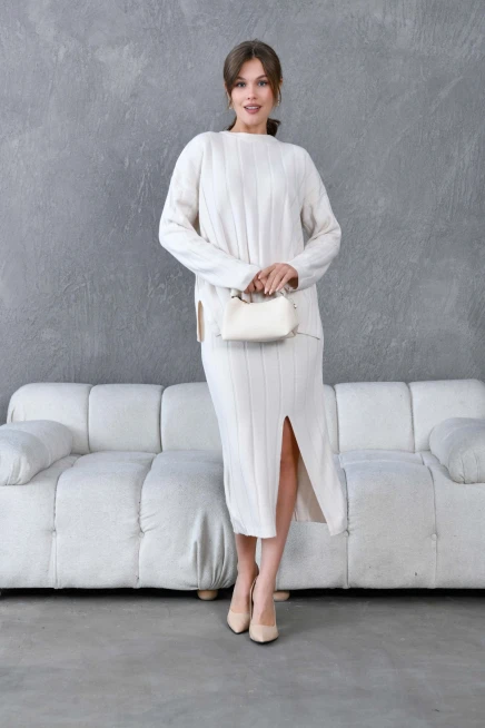 Kadın Bisiklet Yaka Yırtmaçlı Kazak Etek İkili Triko Takım