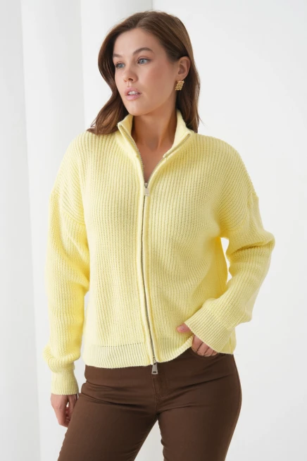 Kadın Dik Yaka Fermuar Kapama Oversize Triko Hırka 