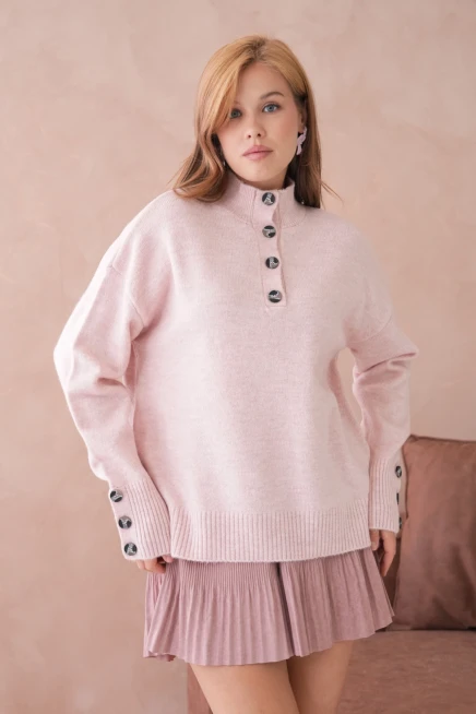 Kadın Dik Yaka Kolları Düğme Detaylı Yumuşak Dokulu Şardonlu Triko Kazak