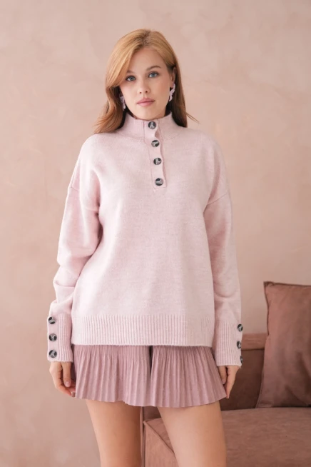 Kadın Dik Yaka Kolları Düğme Detaylı Yumuşak Dokulu Şardonlu Triko Kazak