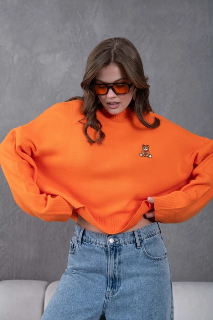 Kadın Dik Yaka Oversize Nakışlı Triko Kazak