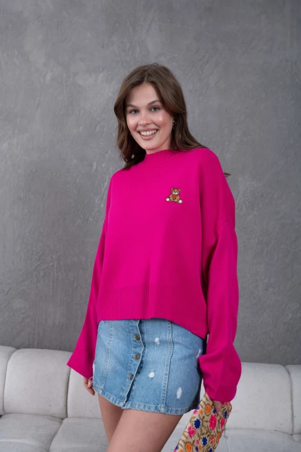 Kadın Dik Yaka Oversize Nakışlı Triko Kazak