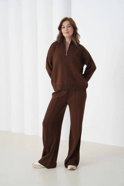 Kadın Dik Yaka Yarım Pat Fermuar Yırtmaçlı Kazak Pantolon İkili Triko Takım