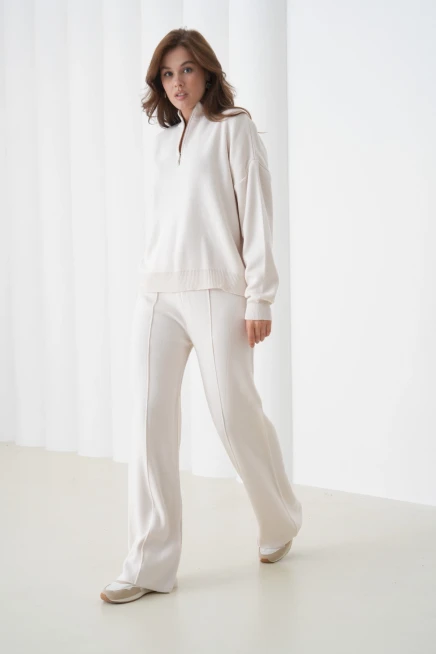 Kadın Dik Yaka Yarım Pat Fermuar Yırtmaçlı Kazak Pantolon İkili Triko Takım