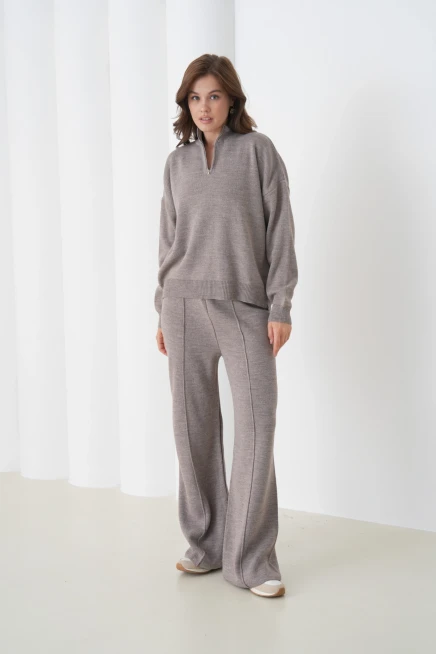 Kadın Dik Yaka Yarım Pat Fermuar Yırtmaçlı Kazak Pantolon İkili Triko Takım