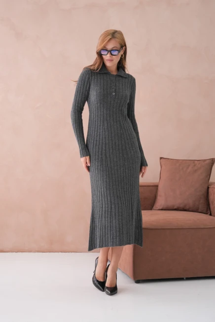 Kadın Polo Yaka Düğme Detay Maxi Boy Yumuşak Dokulu Fitilli Triko Elbise