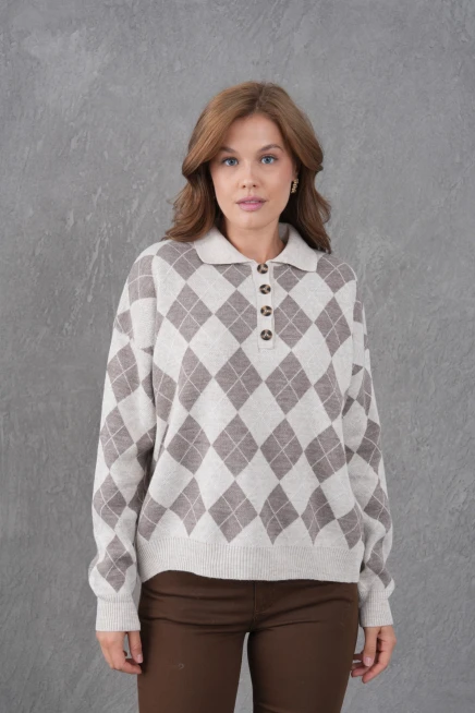 Kadın Polo Yaka Yarım Pat Düğme Detay Desenli Oversize Triko Kazak