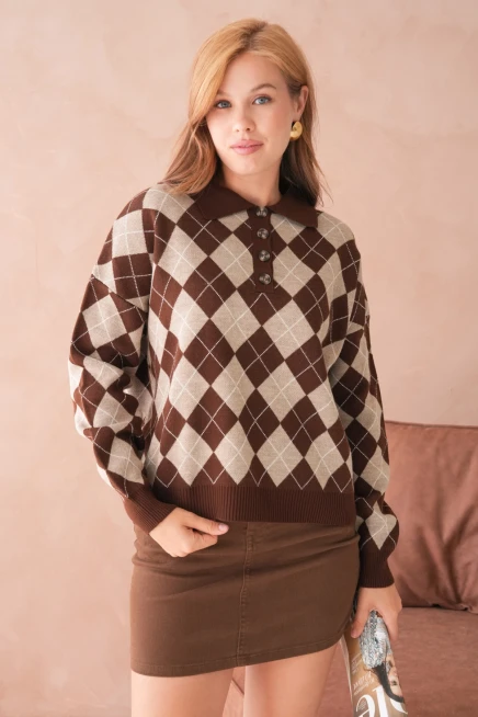 Kadın Polo Yaka Yarım Pat Düğme Detay Desenli Oversize Triko Kazak