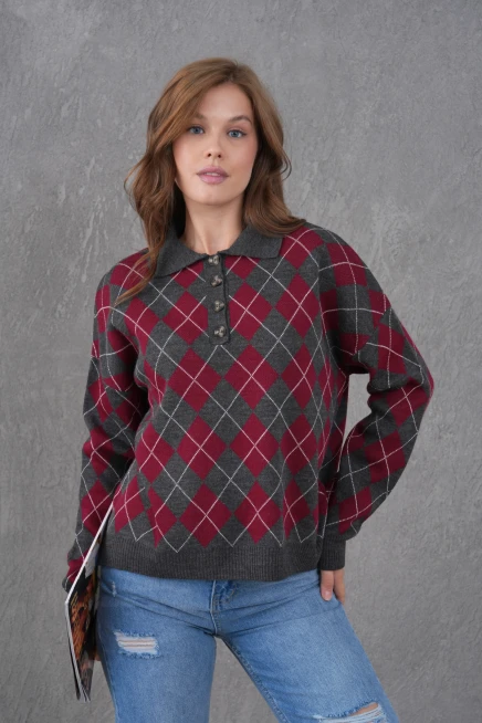 Kadın Polo Yaka Yarım Pat Düğme Detay Desenli Oversize Triko Kazak