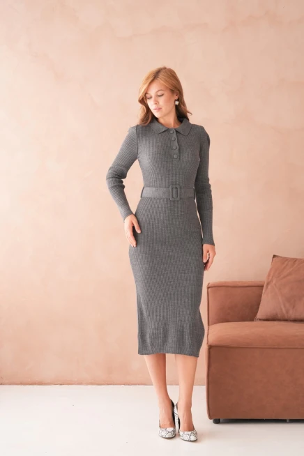 Kadın Polo Yaka Yarım Pat Kumaş Düğme Detay Kemerli Kaşkorse Triko Elbise