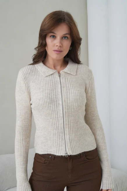 Kadın Polo Yaka Fermuar Detaylı Yumuşak Dokulu Fitilli Triko Ceket