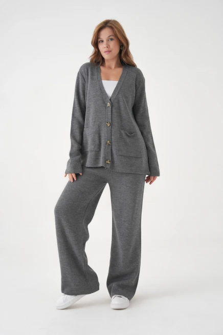 Kadın V Yaka Cep Detay Düğme Kapama Oversize Ceket Pantolon İkili Triko Takım