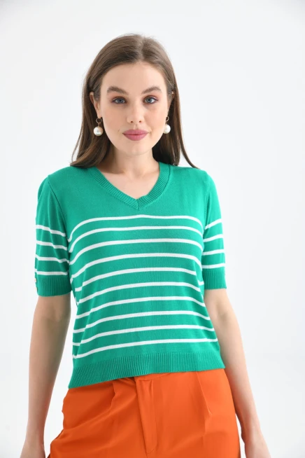 Kadın V Yaka Çizgili Kısa Kol Triko Kazak