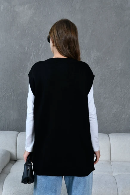 Kadın V Yaka Nakışlı Oversize Triko Sweater