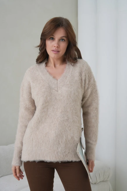 Kadın V Yaka Sakal Dokulu Şardonlu Oversize Triko Kazak 8695