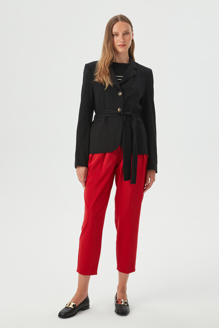 Kadın Siyah Kuşak Detaylı Blazer Ceket