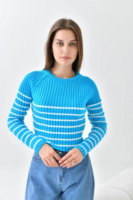 Bisiklet Yaka Çizgili Uzun Kollu Triko Kazak