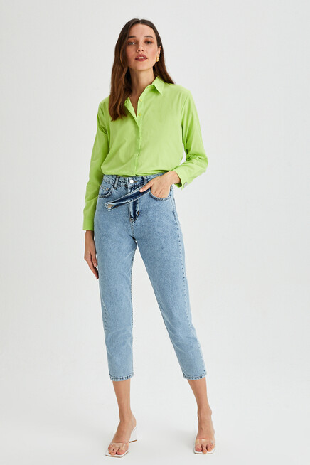 Kadın Yan Yırtmaç Detaylı Uzun Kol Over Size Gömlek