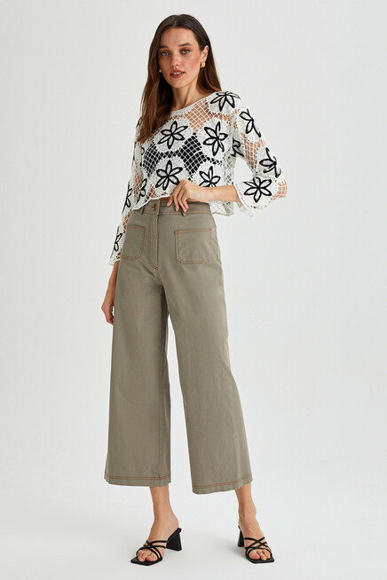 Womens Wide Collar Double Color Crochet Blouse