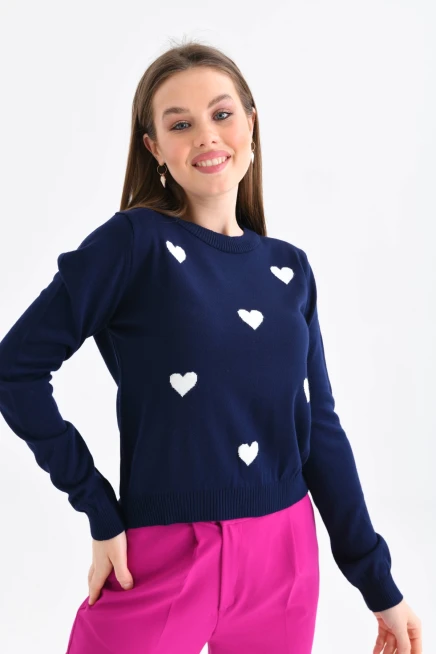 Bisiklet Yaka Kalp Desenli Triko Kazak