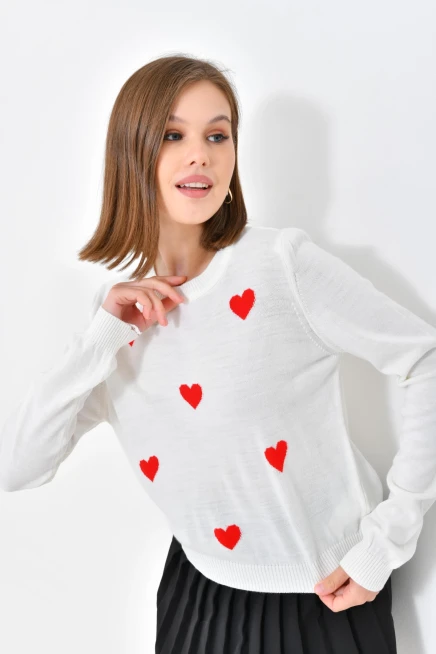 Bisiklet Yaka Kalp Desenli Triko Kazak