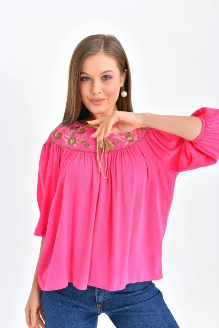 Kadın Bağlama Detay Nakışlı Salaş Bluz