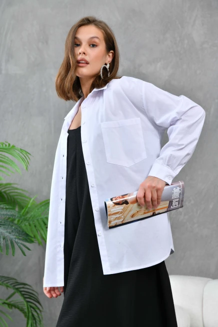 Kadın Beyaz Cep Detay Oversize Uzun Poplin Gömlek