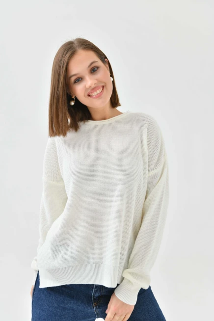 Bisiklet Yaka Arkası Uzun Yırtmaçlı Mevsimlik Triko Kazak