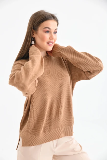 Bisiklet Yaka Arkası Uzun Yırtmaçlı Mevsimlik Triko Kazak