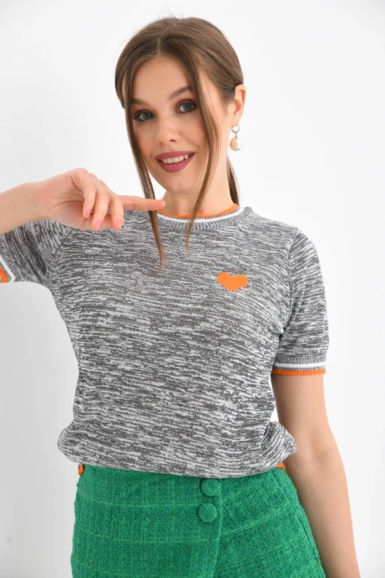 Gri-Turkuaz Kalp Desenli Kısa Kol Mevsimlik Kazak