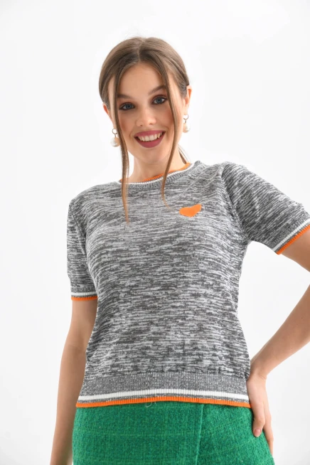 Gri-Turkuaz Kalp Desenli Kısa Kol Mevsimlik Kazak