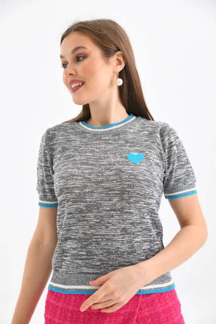Gri-Turkuaz Kalp Desenli Kısa Kol Mevsimlik Kazak