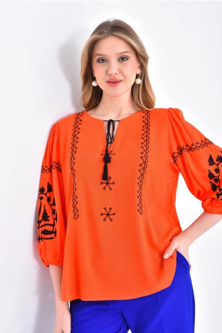 Kadın Nakış İşelmeli Bağcıklı Uzun Kol Dokuma Bluz