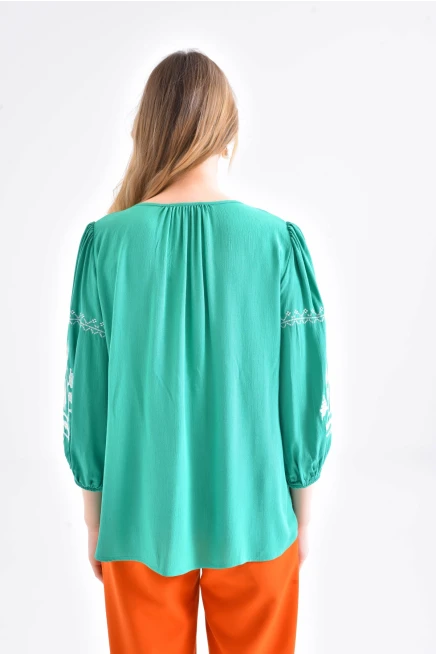 Kadın Nakış İşelmeli Bağcıklı Uzun Kol Dokuma Bluz