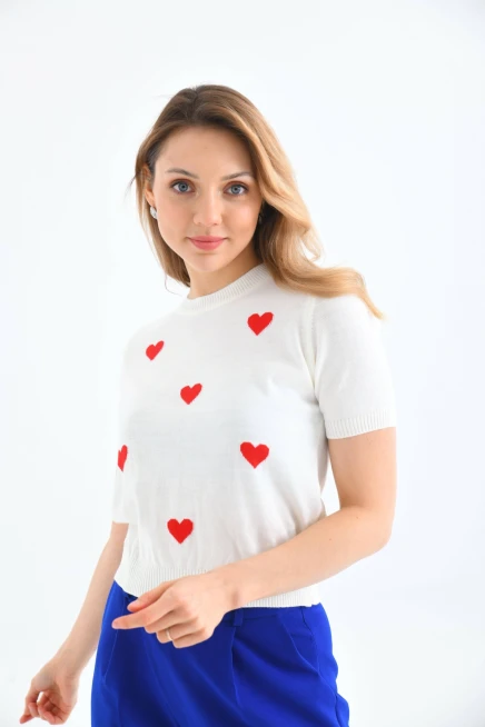 Bisiklet Yaka Kalp Desenli Mevsimlik Triko Kazak