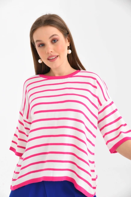 Siyah Çizgili Bisiklet Yaka Mevsimlik Salaş Triko Kazak