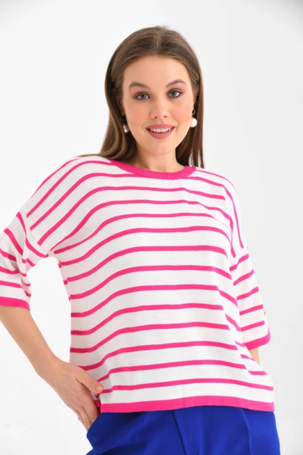 Siyah Çizgili Bisiklet Yaka Mevsimlik Salaş Triko Kazak