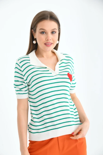 Kadın Çizgili Kalpli Mevsimlik Triko Kazak