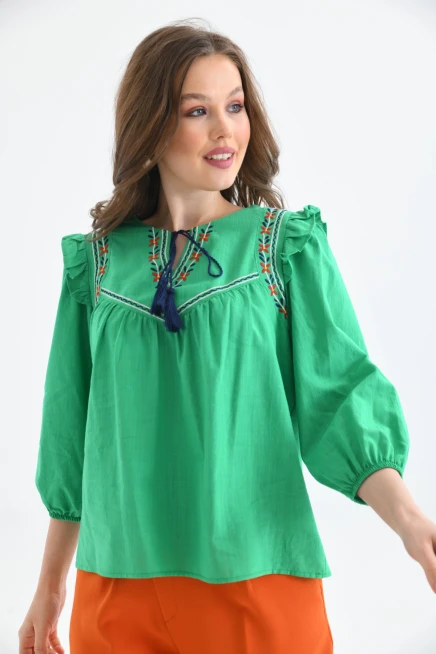 Kadın Uzun Kol Bağlama Detay Nakışlı Salaş Bluz