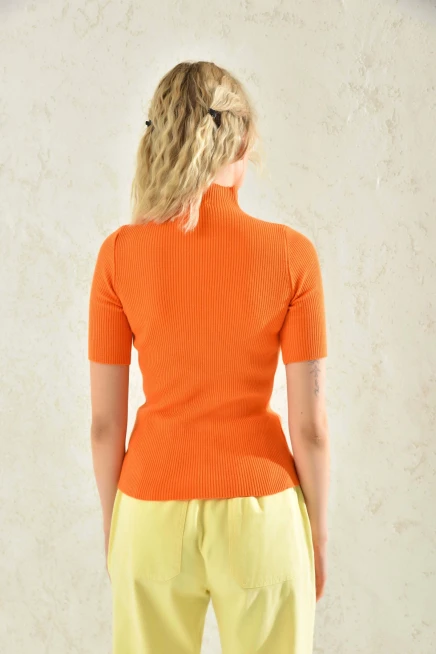 Kadın Yarım Balıkçı Kısa Kol Basic Triko Bluz