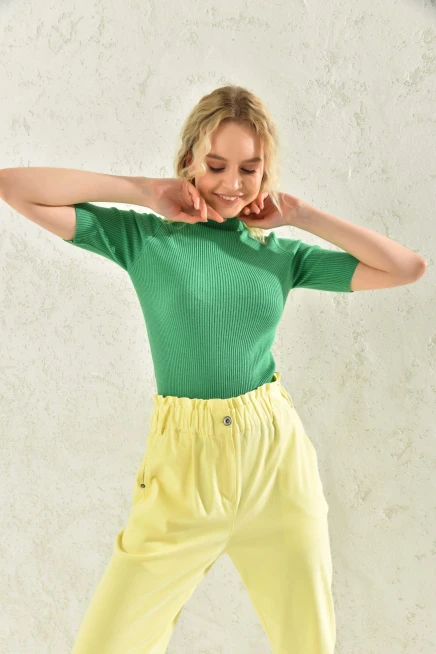 Kadın Yarım Balıkçı Kısa Kol Basic Triko Bluz