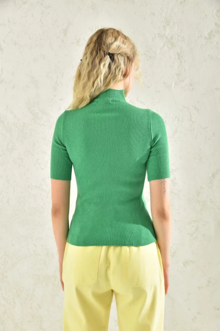 Kadın Yarım Balıkçı Kısa Kol Basic Triko Bluz